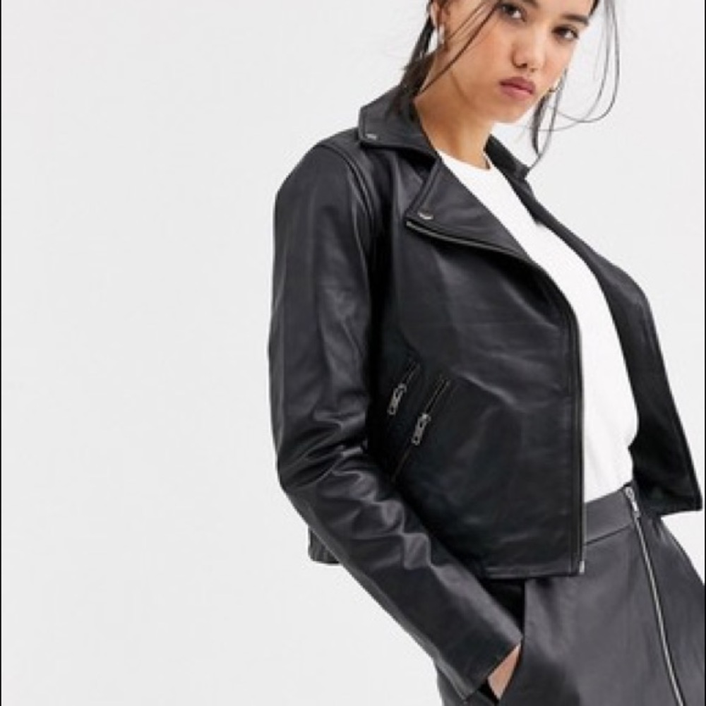 Muubaa 100% lamb leather jacket US size 8
